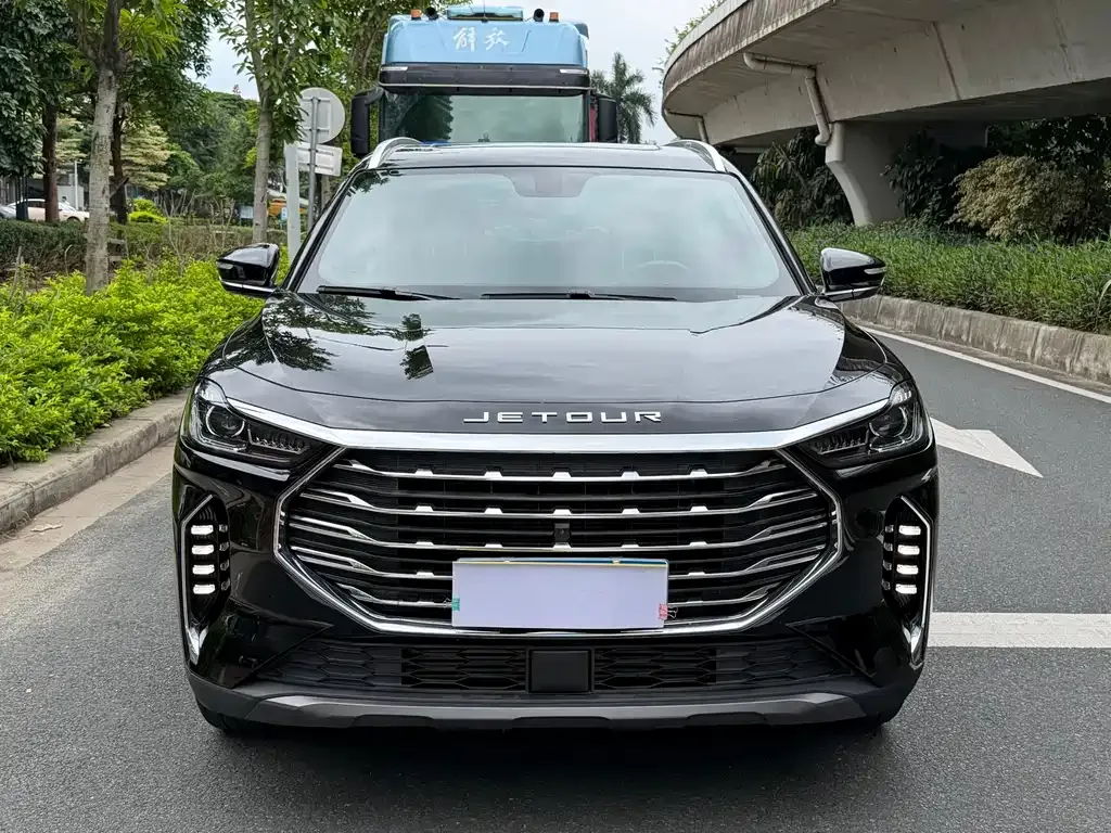 Jetour X70 PLUS — фото 10