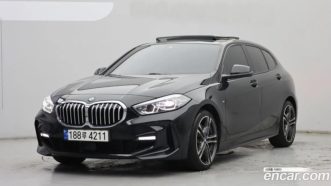 BMW 1-Series — фото 1