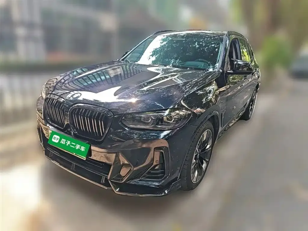 BMW iX3 — фото 1