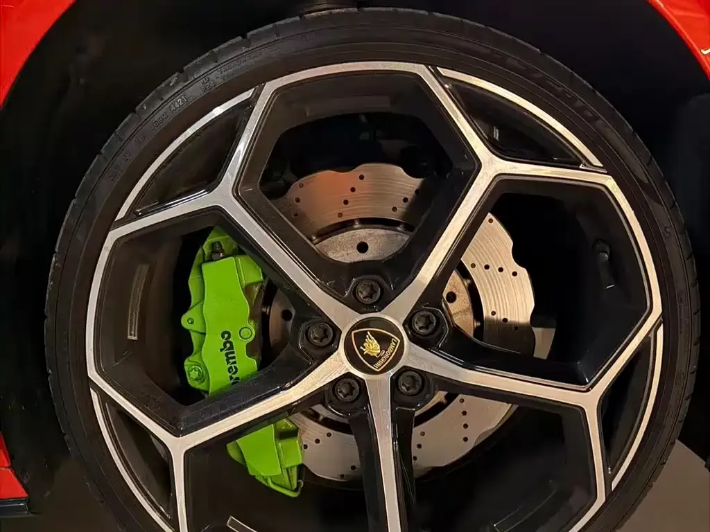 Lamborghini Huracan — фото 5