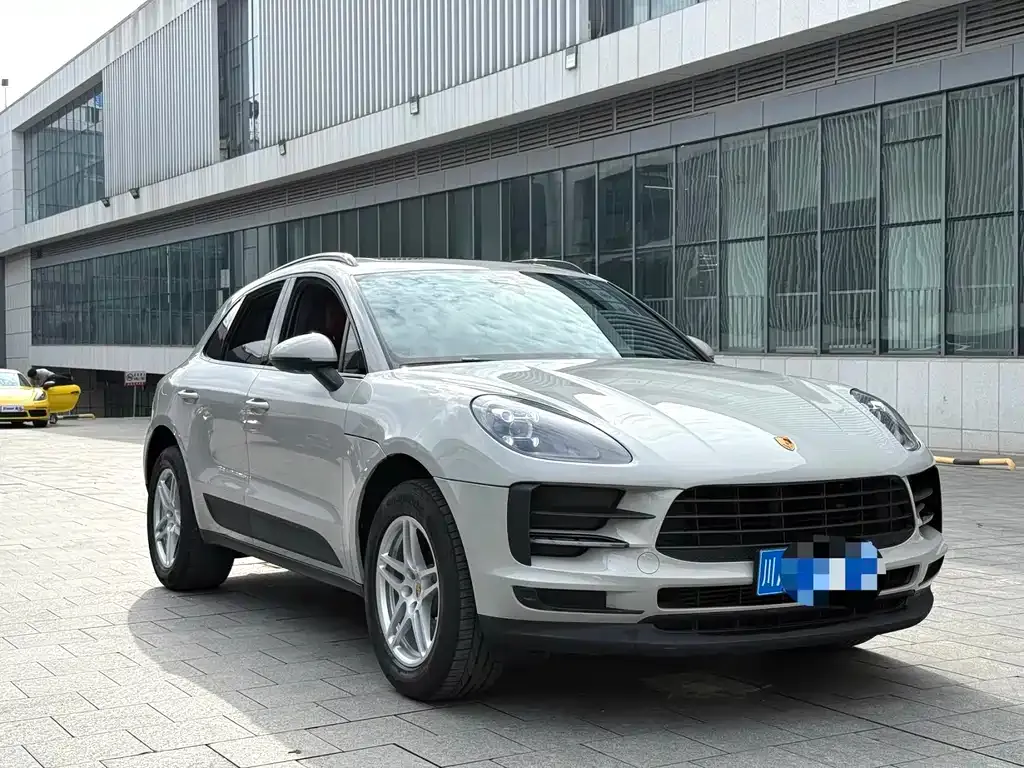 Porsche Macan — фото 4