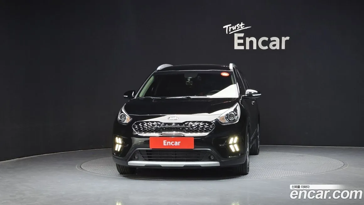 Kia Niro — фото 10