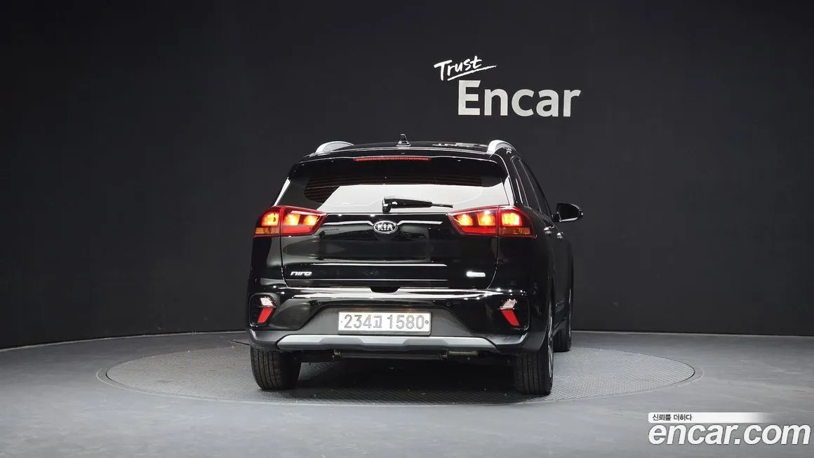 Kia Niro — фото 2