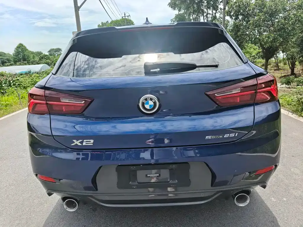 BMW X2 — фото 10