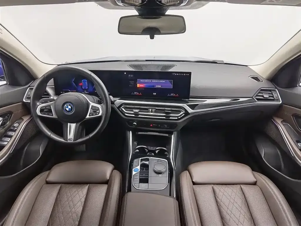 BMW i3 — фото 9