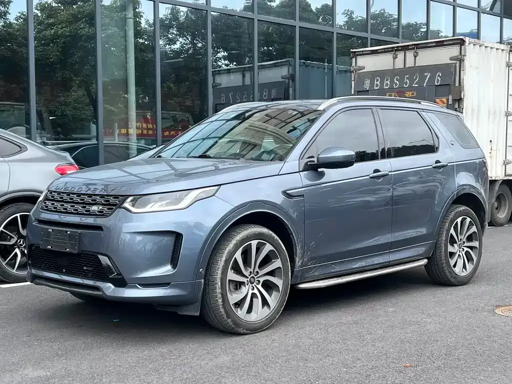 Land Rover Discovery Sport — фото 1