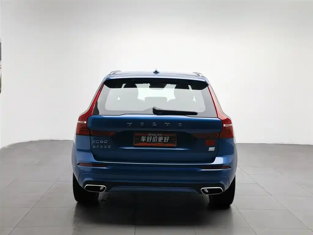 Volvo XC60 PHEV — фото 2