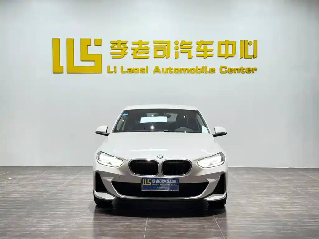 BMW 1 Series — фото 1