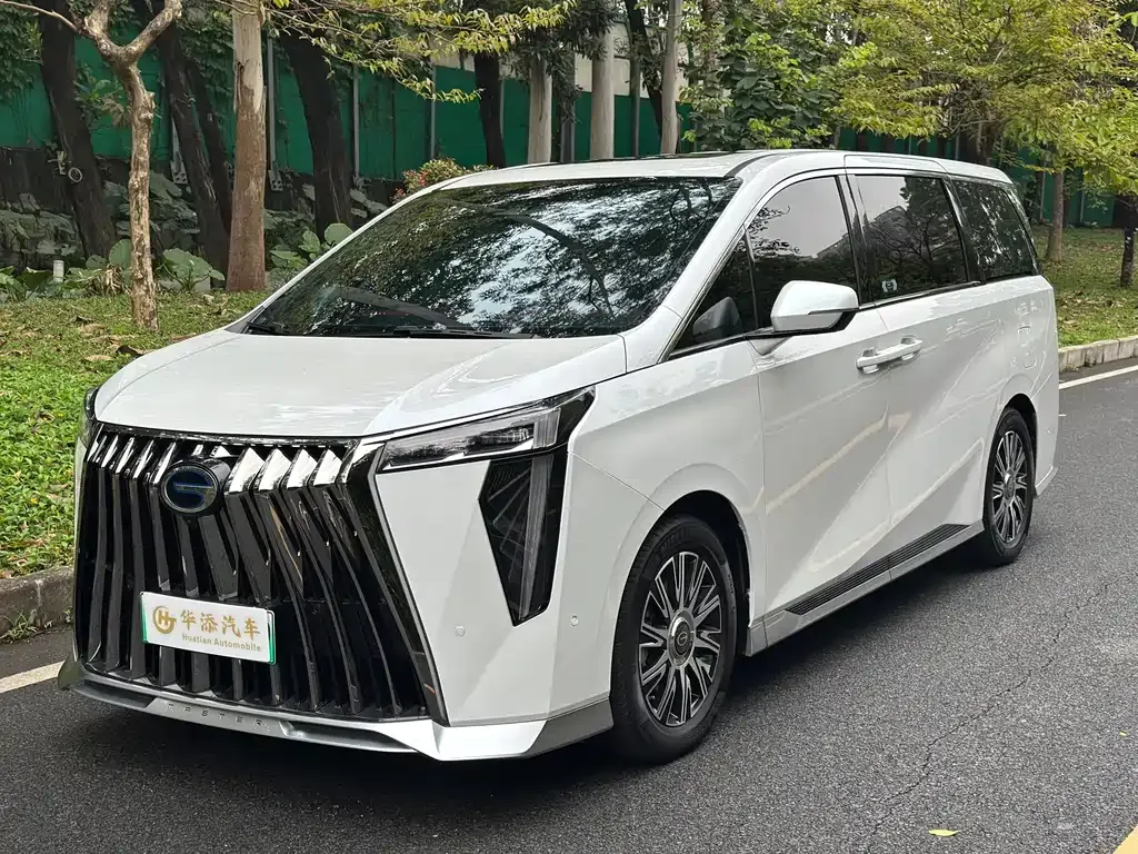 GAC Motor Trumpchi E9 — фото 1