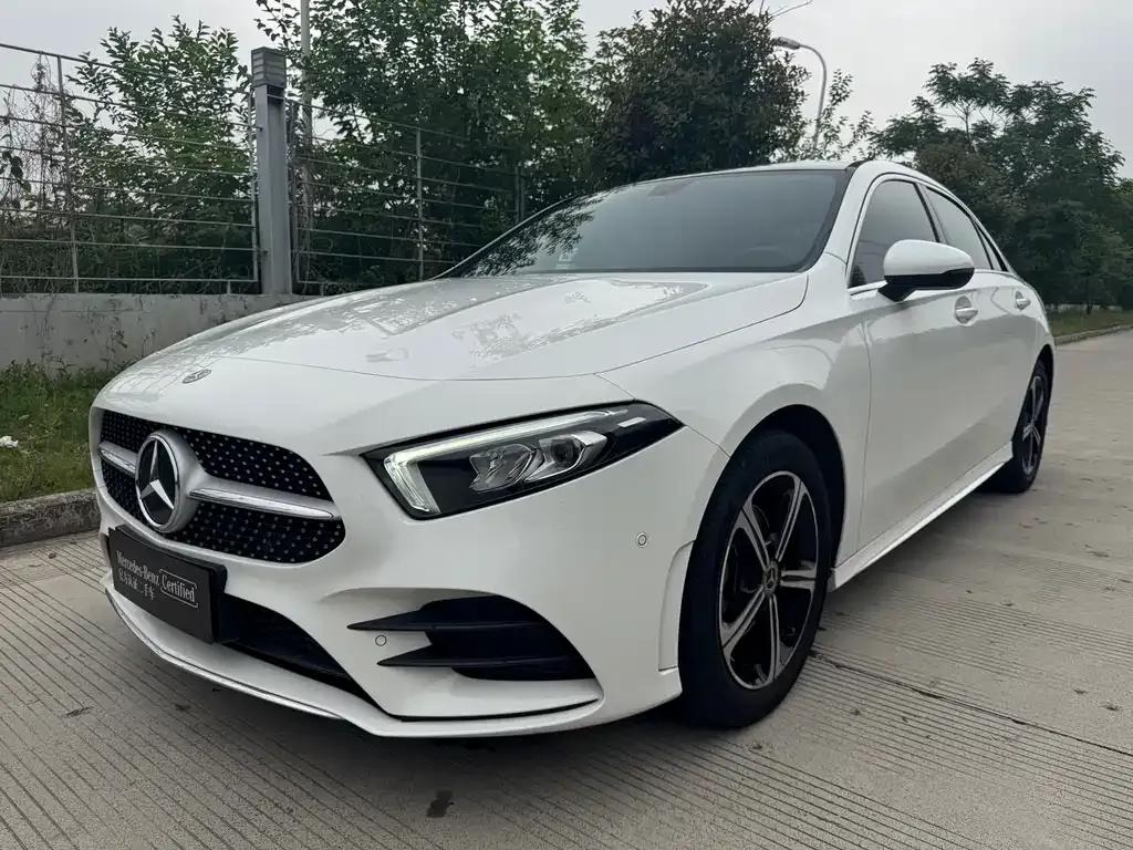 Mercedes-Benz A-Class — фото 1