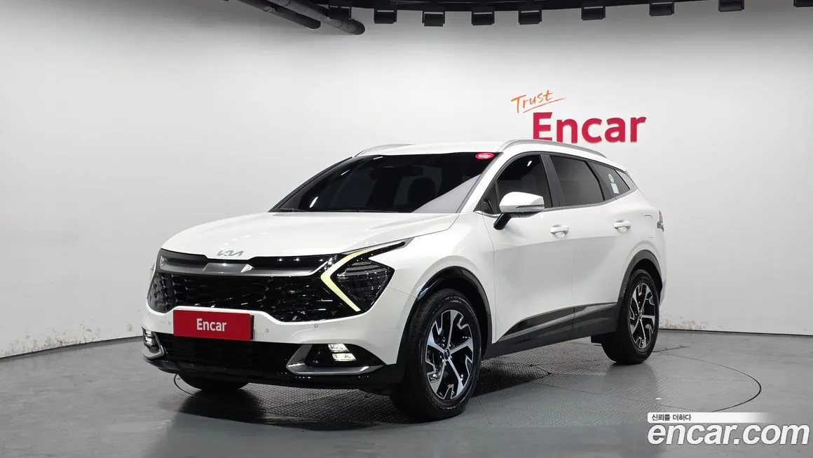 Kia Sportage — фото 1