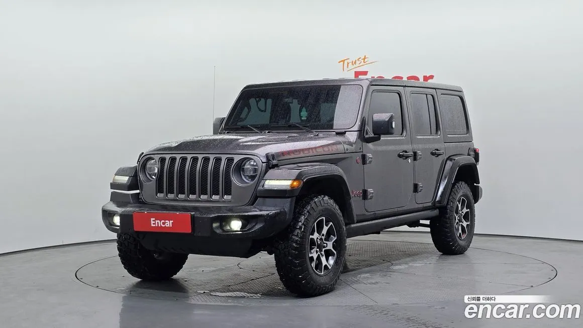 Jeep Wrangler — фото 1