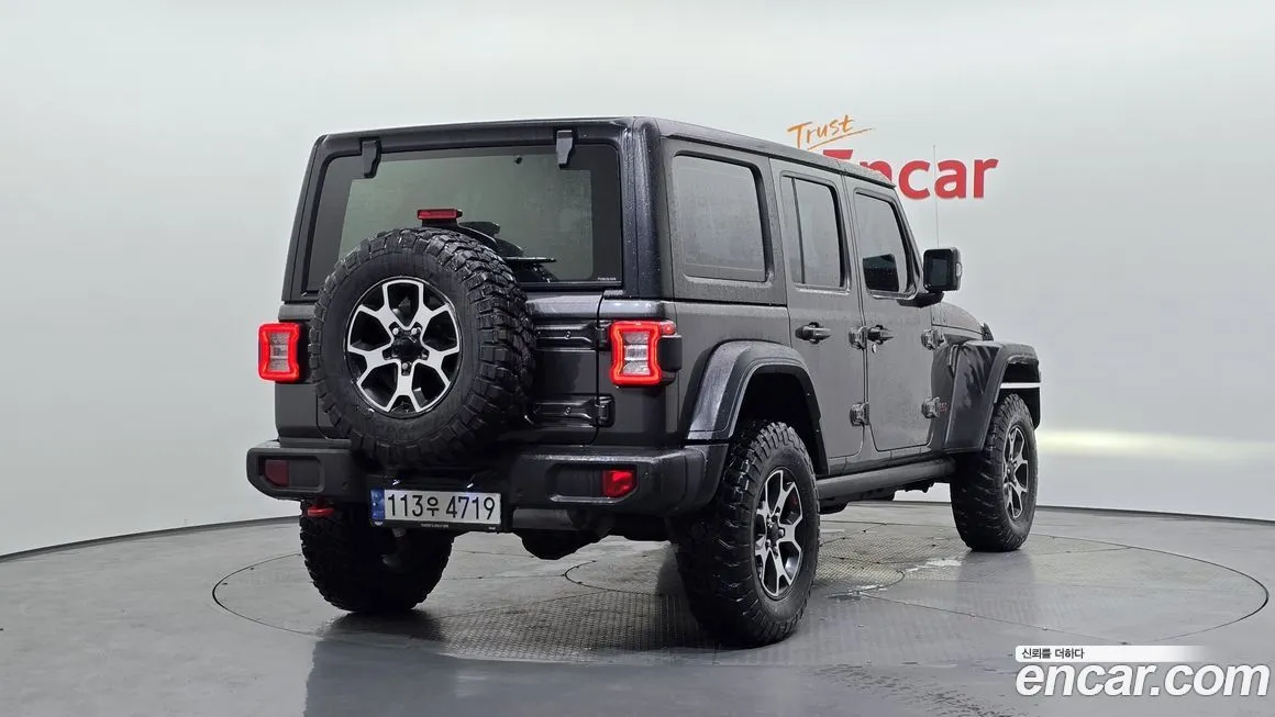 Jeep Wrangler — фото 3