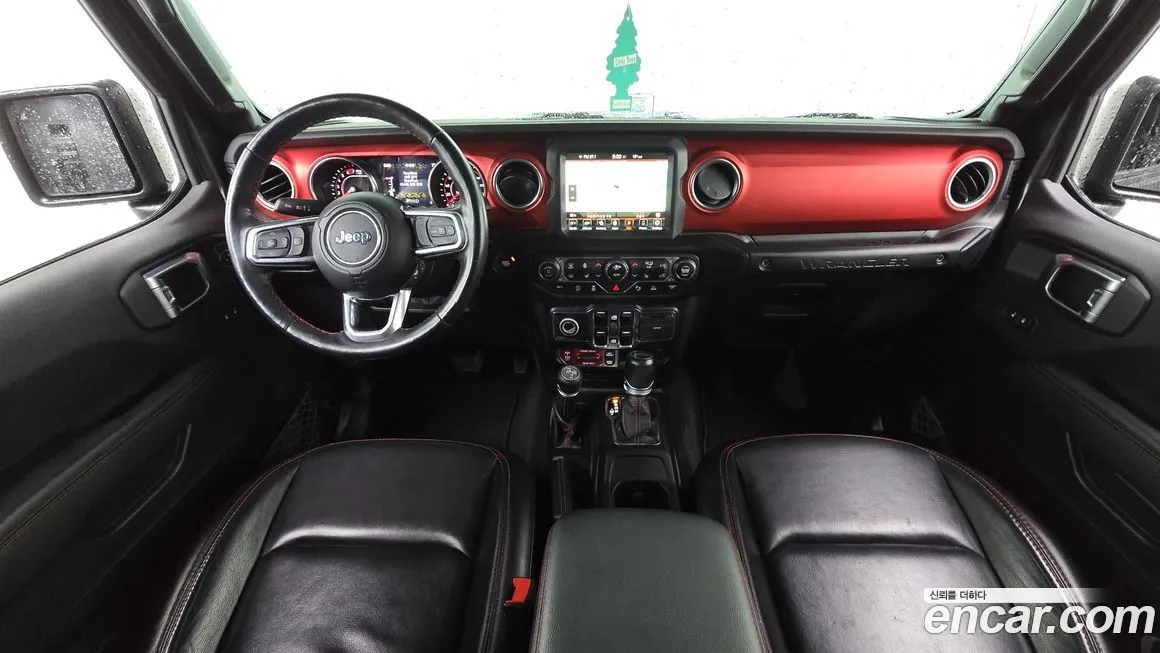 Jeep Wrangler — фото 10