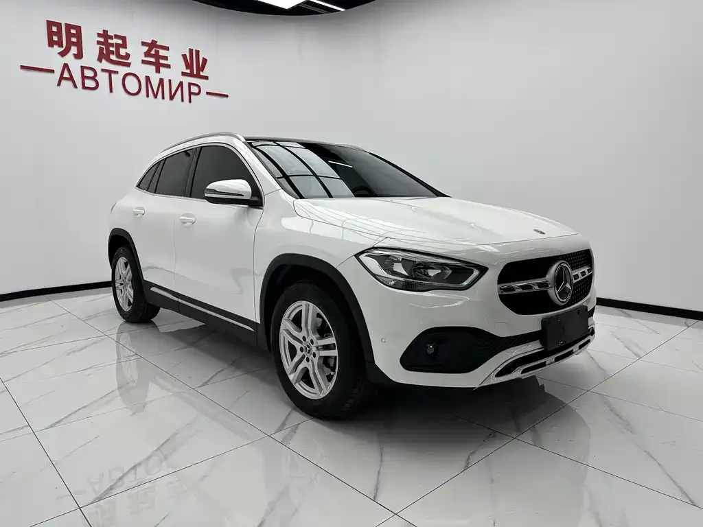Mercedes-Benz GLA — фото 9