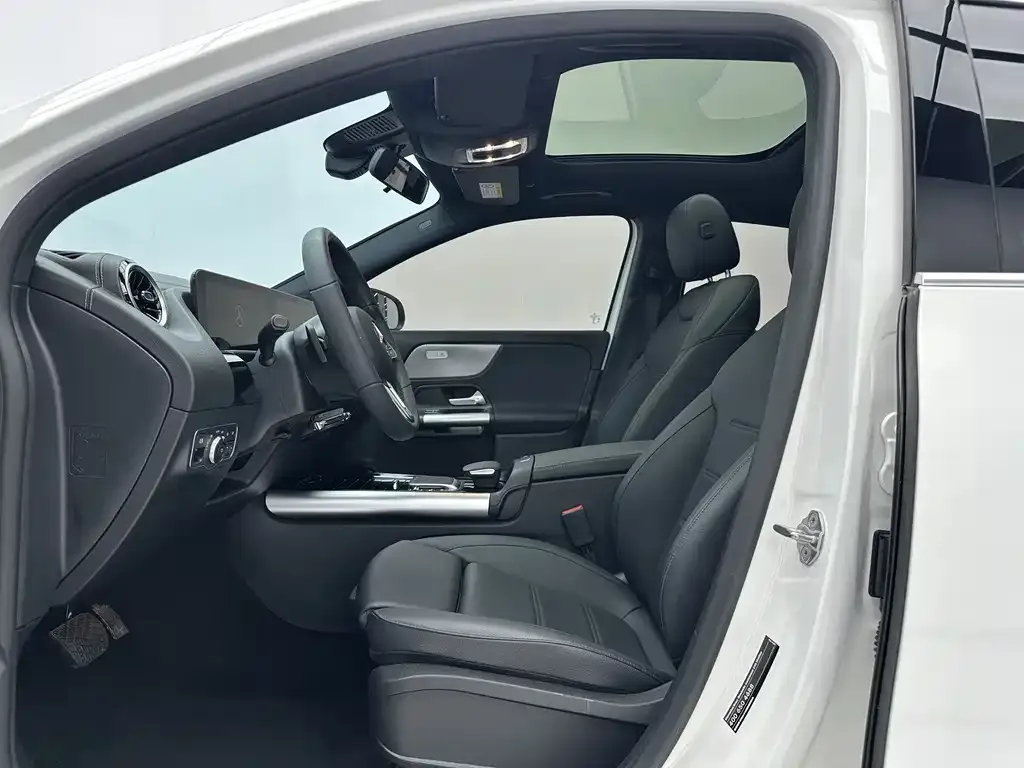 Mercedes-Benz GLA — фото 5