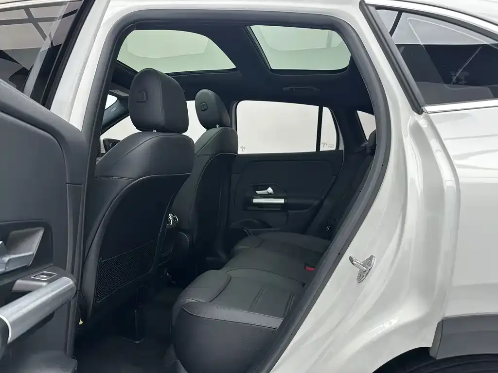 Mercedes-Benz GLA — фото 2