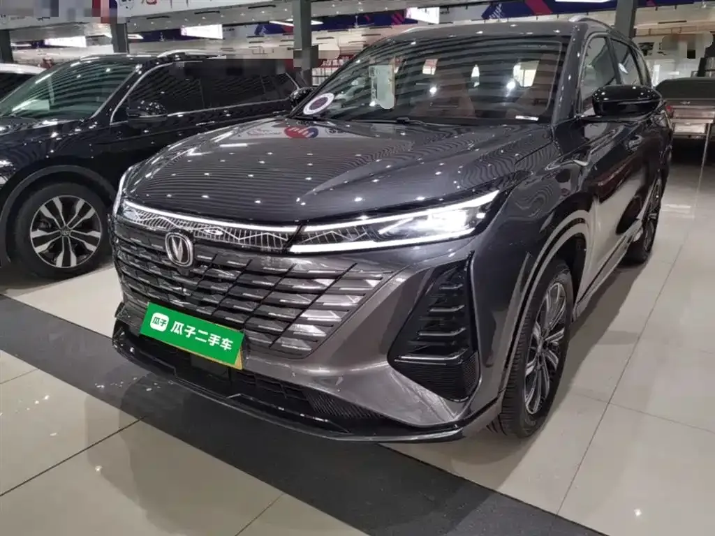 Changan CS75PLUS — фото 1