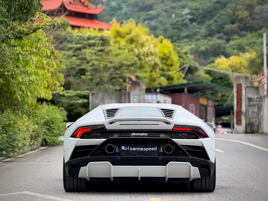 Lamborghini Huracan — фото 9