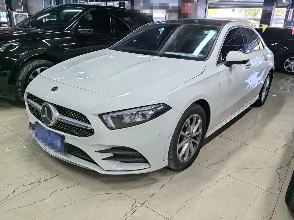 Mercedes-Benz A-Class — фото 1