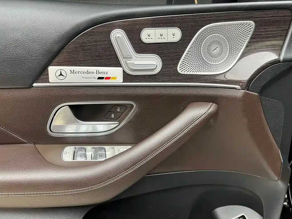 Mercedes-Benz GLE — фото 10