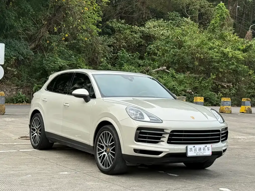 Porsche Cayenne — фото 2