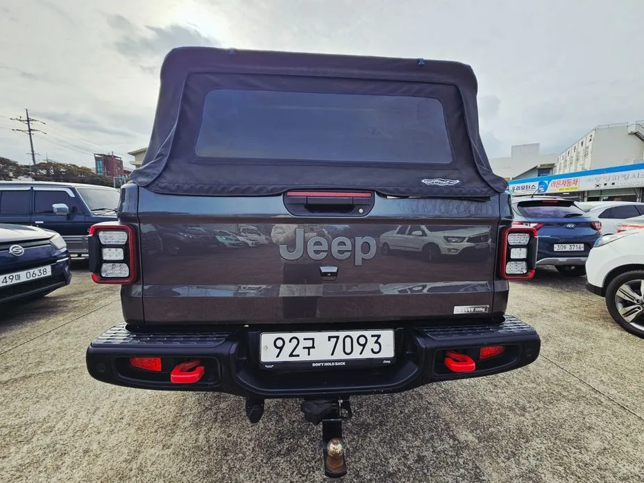 Jeep Gladiator — фото 2