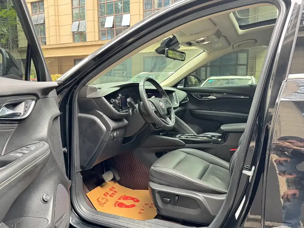 Buick Envision Plus — фото 5