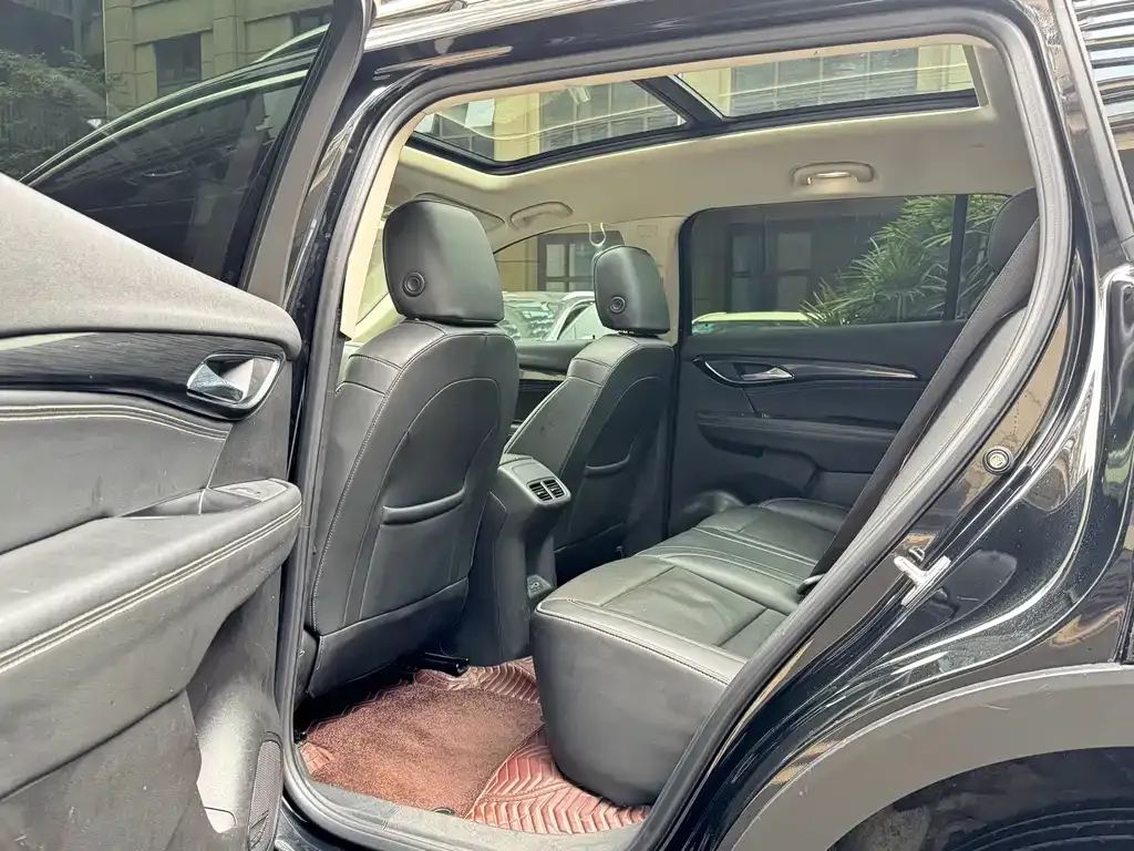 Buick Envision Plus — фото 4