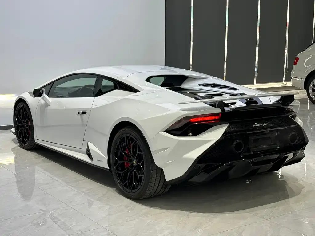 Lamborghini Huracan — фото 3