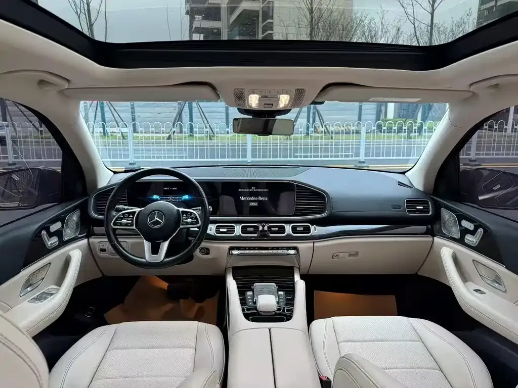 Mercedes-Benz GLE — фото 7