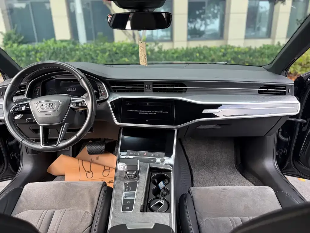Audi A6L — фото 4