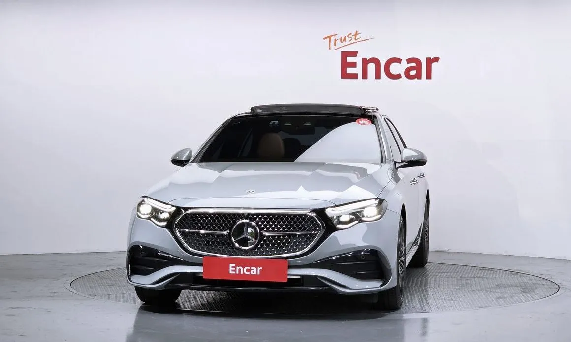 Mercedes-Benz E-Class — фото 10