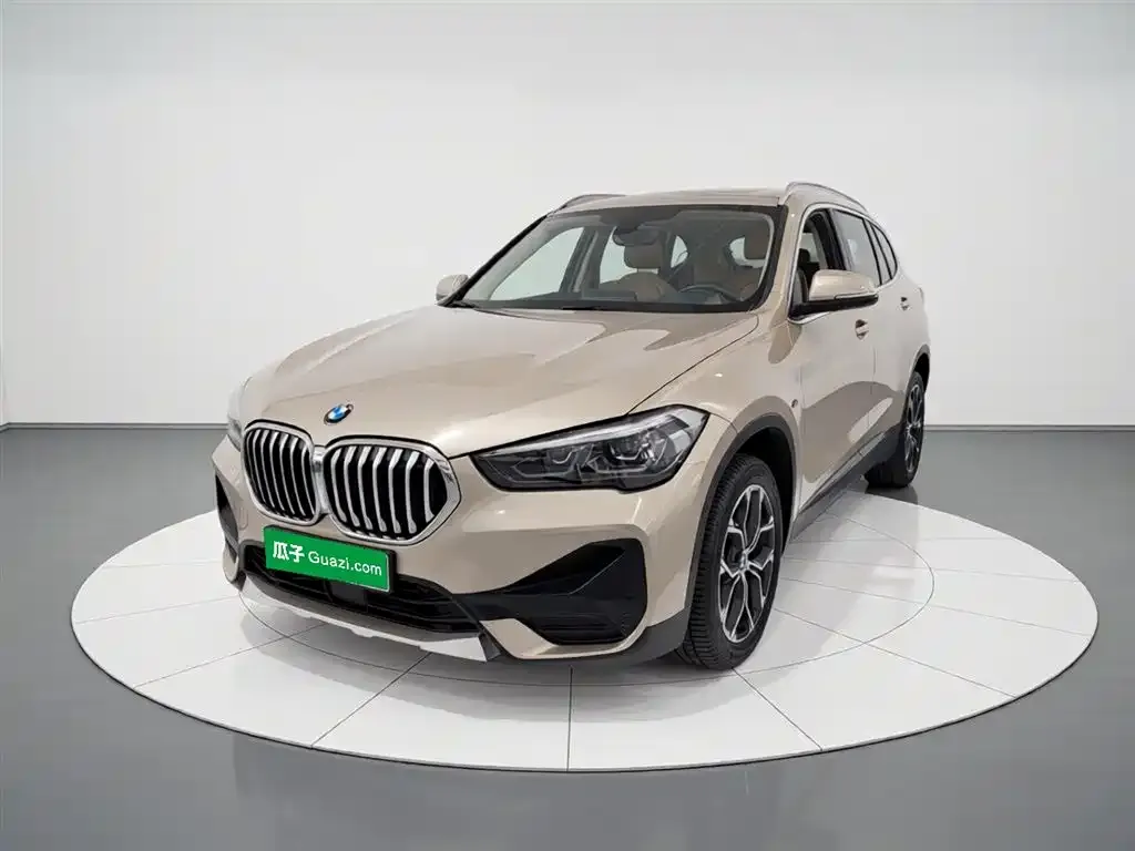BMW X1 — фото 3