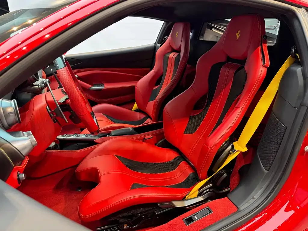 Ferrari F8 — фото 9