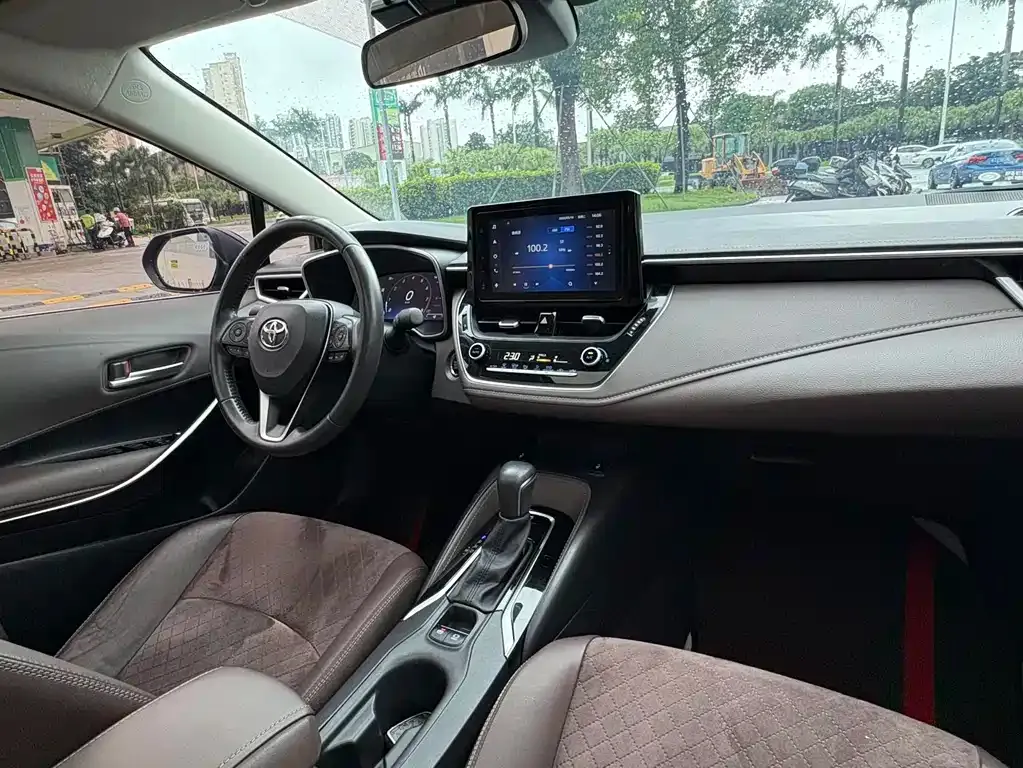 Toyota Allion — фото 9