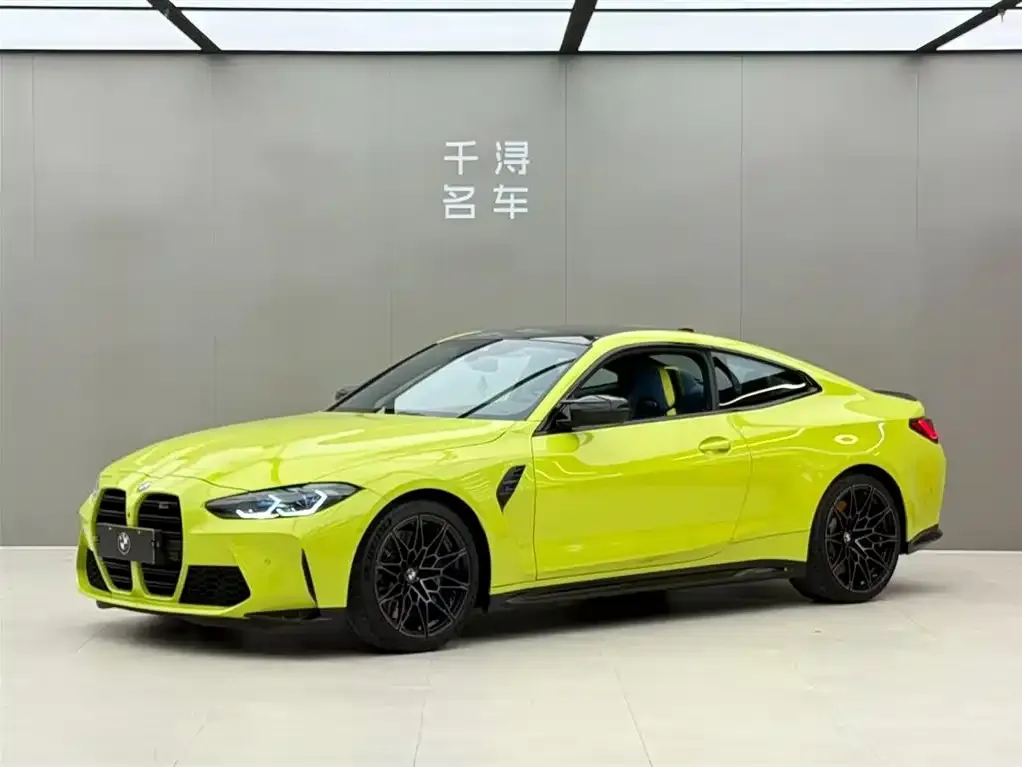 BMW M4 — фото 1