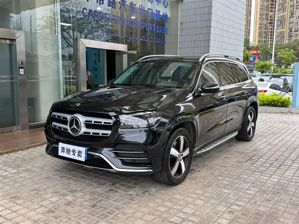 Mercedes-Benz GLS — фото 1