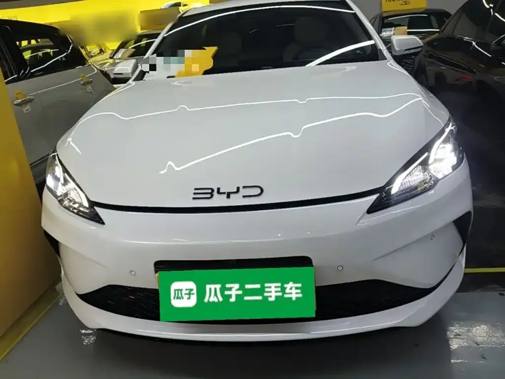 BYD Seal 05 DM-i — фото 6