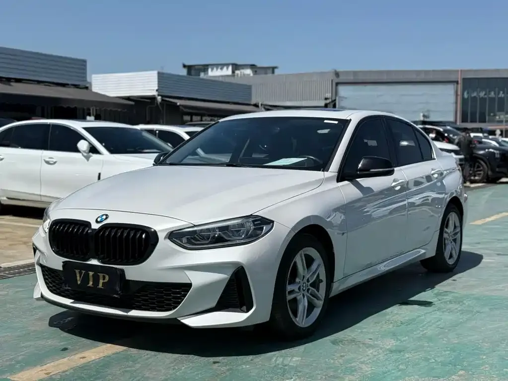 BMW 1 Series — фото 1