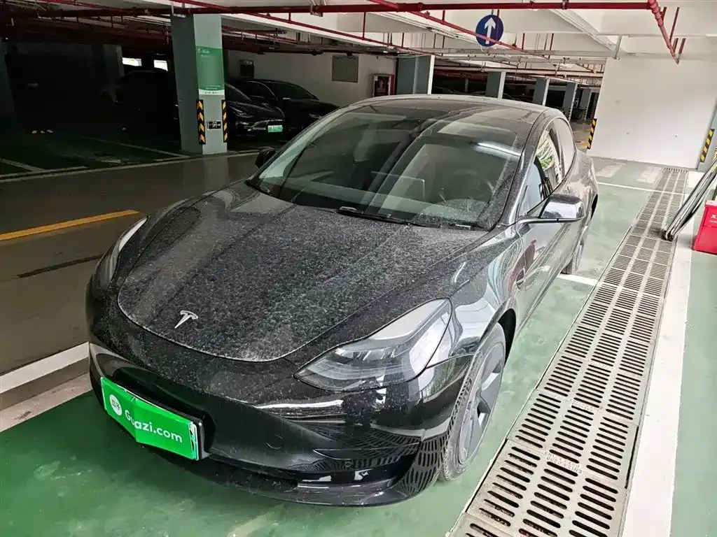 Tesla Model 3 — фото 10