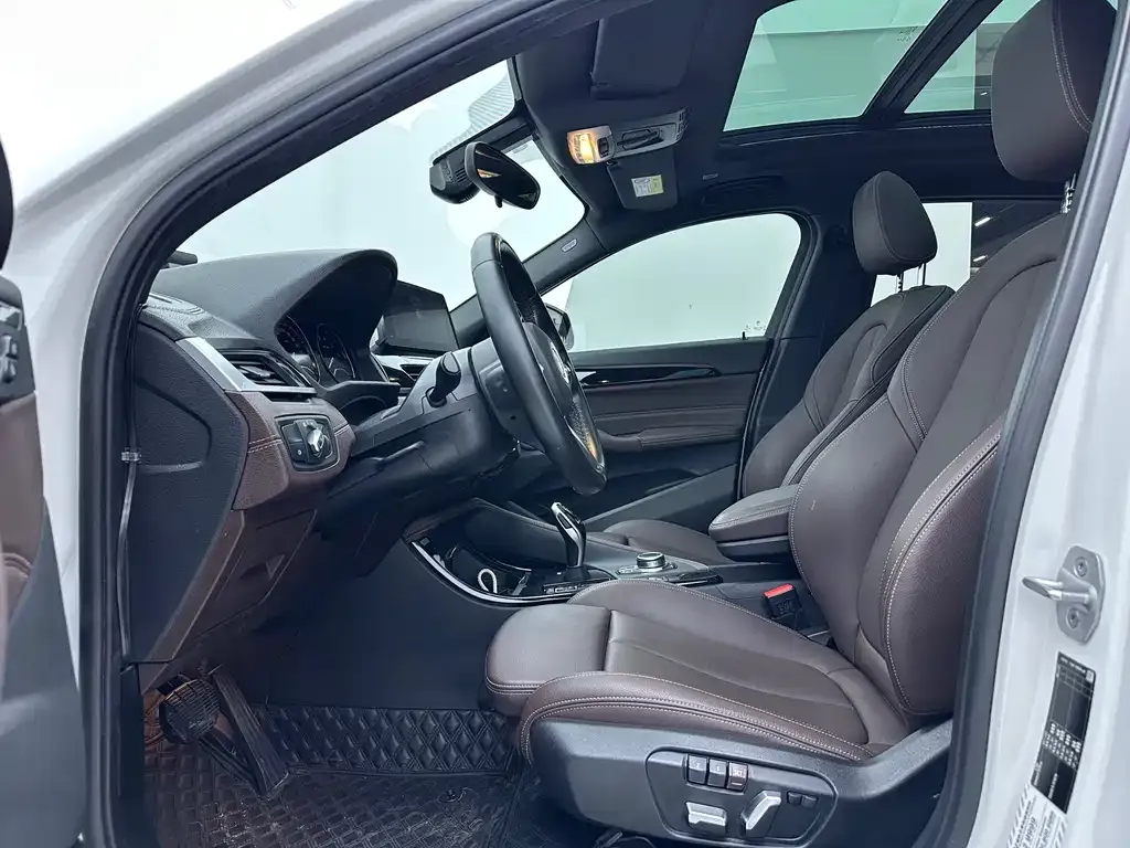 BMW X2 — фото 9