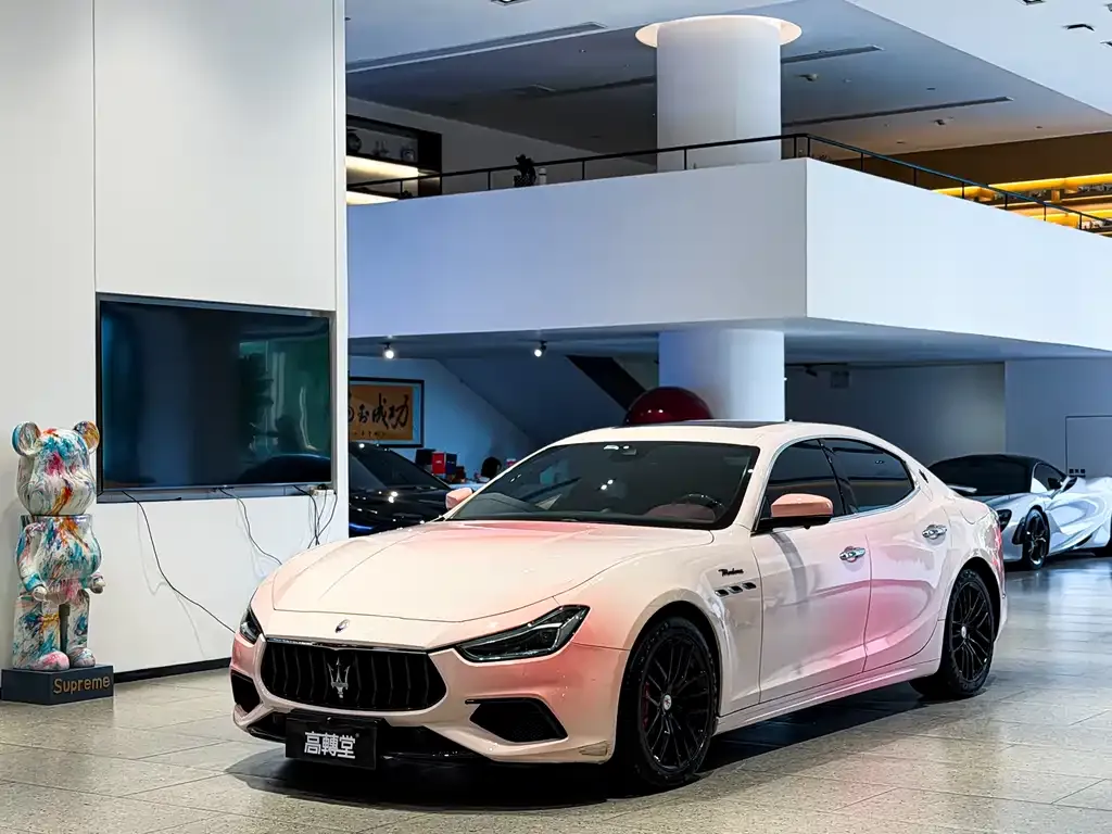 Maserati Ghibli — фото 1