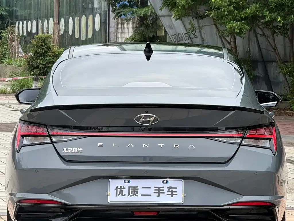 Hyundai Elantra — фото 5
