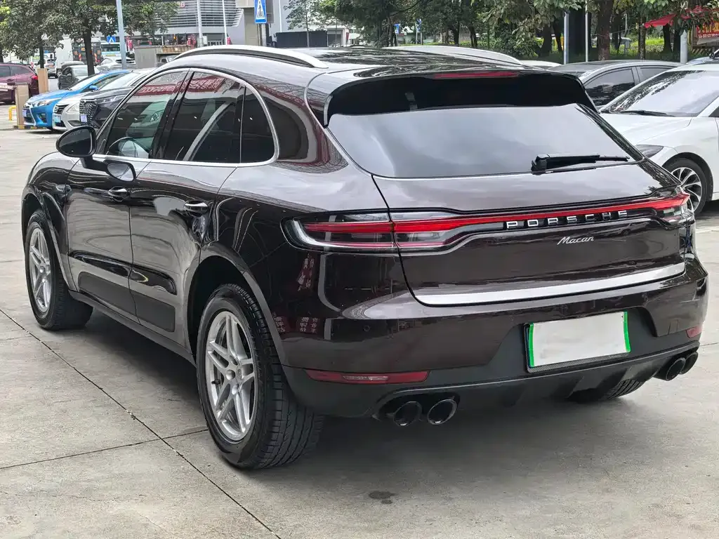 Porsche Macan — фото 9