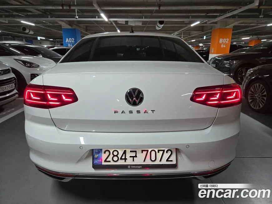 Volkswagen Passat — фото 10