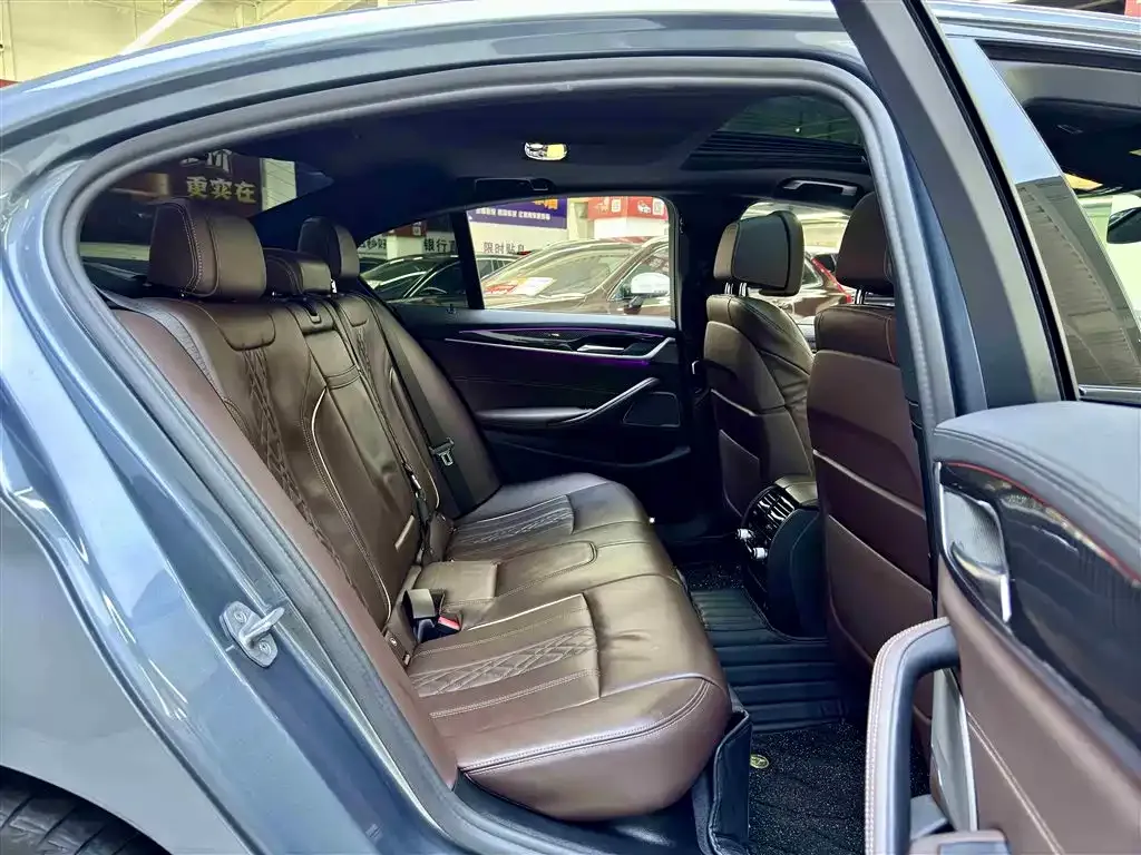 BMW 5 Series (Import) — фото 6