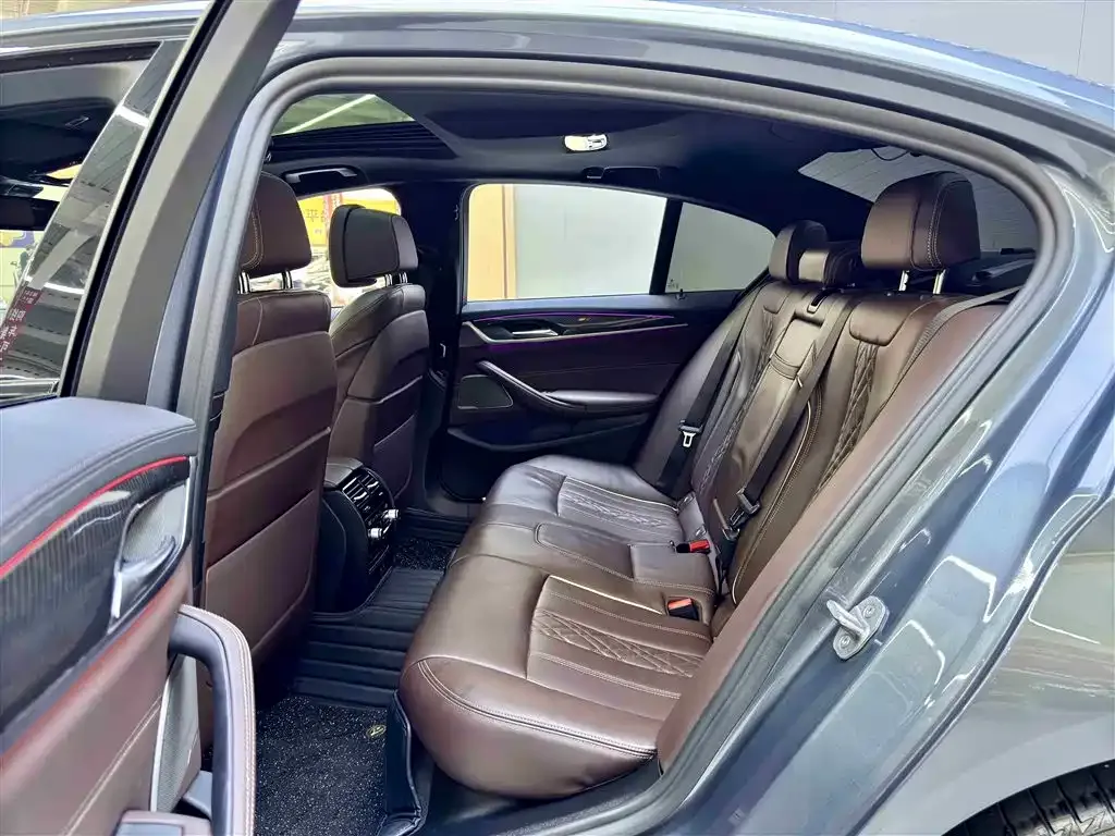 BMW 5 Series (Import) — фото 10