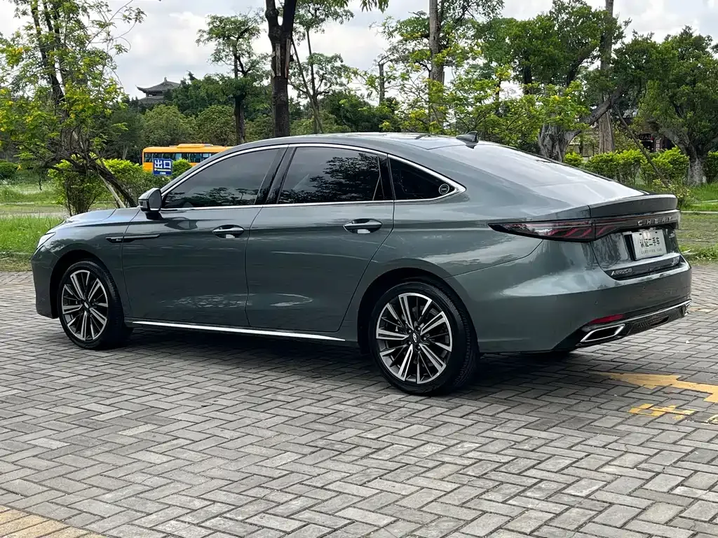 Chery Arrizo 8 PRO — фото 6