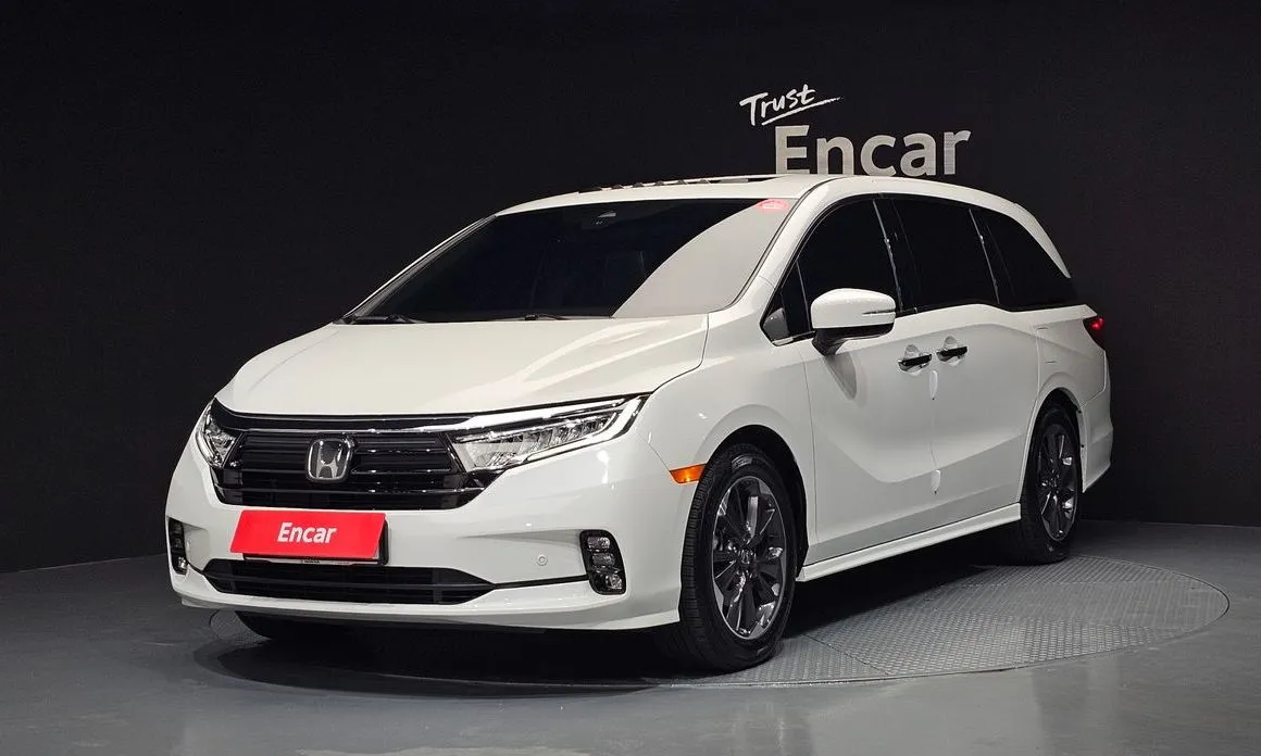 Honda Odyssey — фото 1